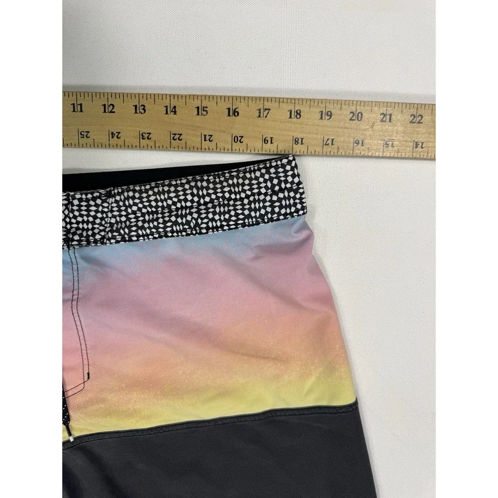Billabong Board Shorts Mens 36x10 Recycler Pro Blue Pink Yellow Gradient Beach
